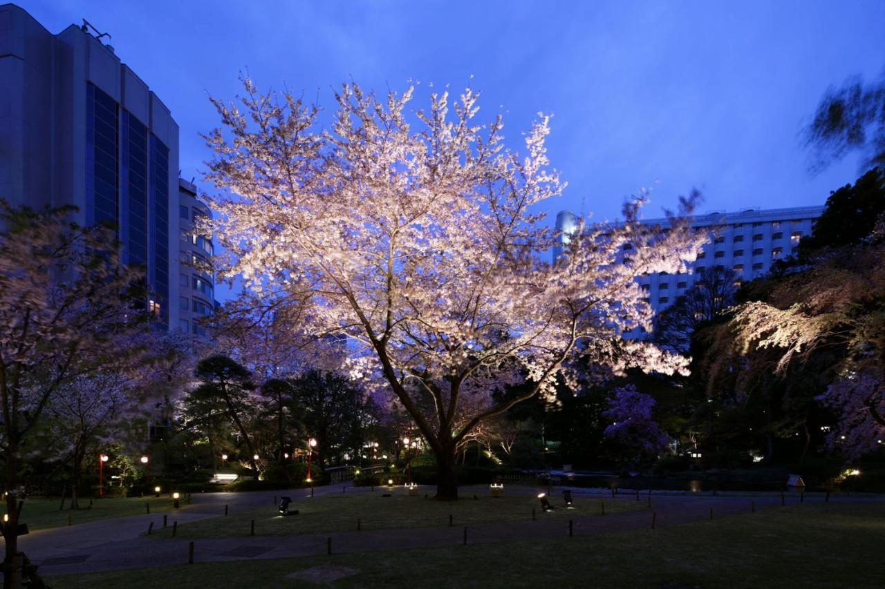Grand Prince Hotel Takanawa Токио Экстерьер фото Illuminated cherry trees at night